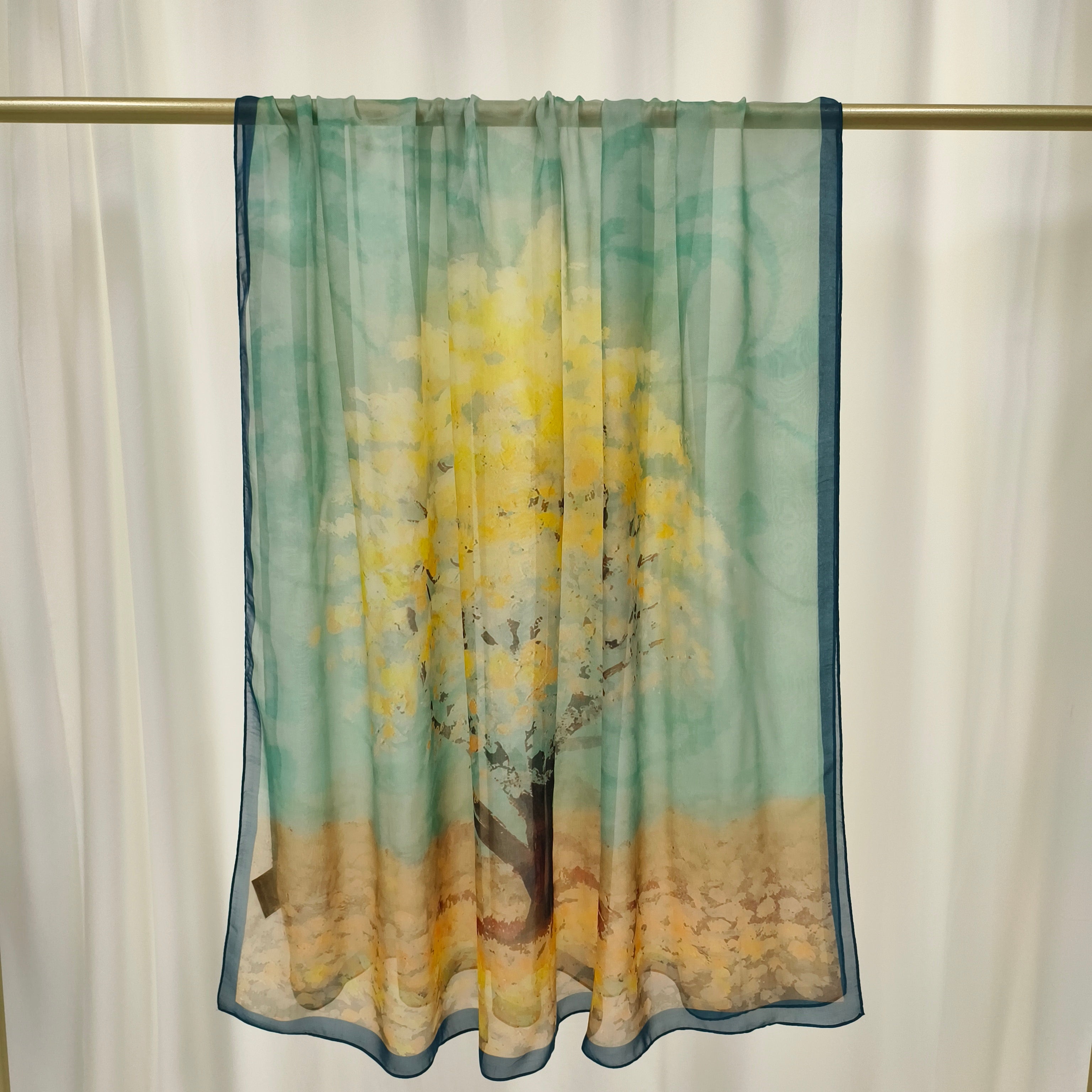 Italiensk Silketørkläde | Vårträd | 110x180 cm