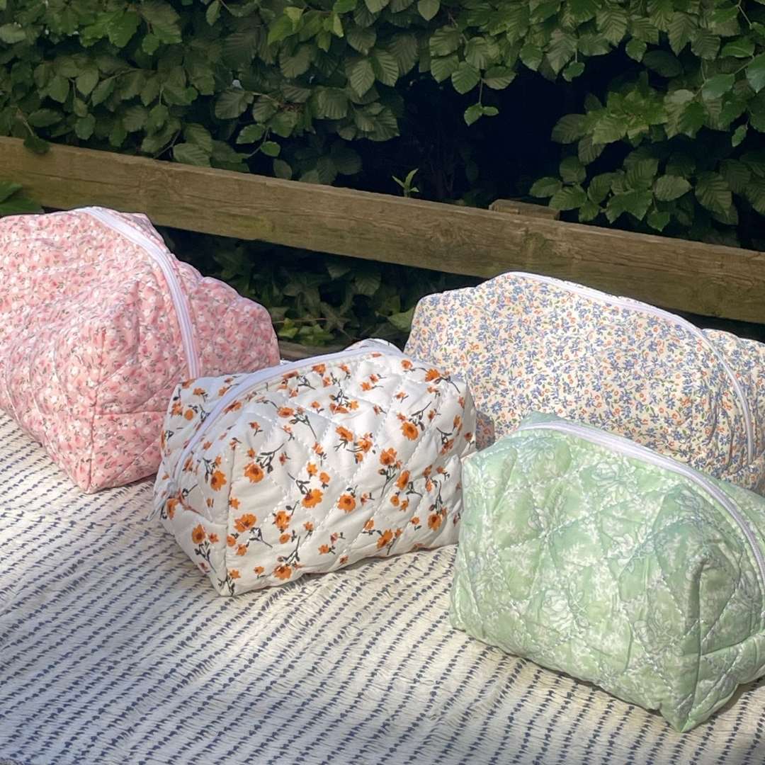 KOSMETIKVÄSKA KIT (Stor + Liten) - Välj själv färgen